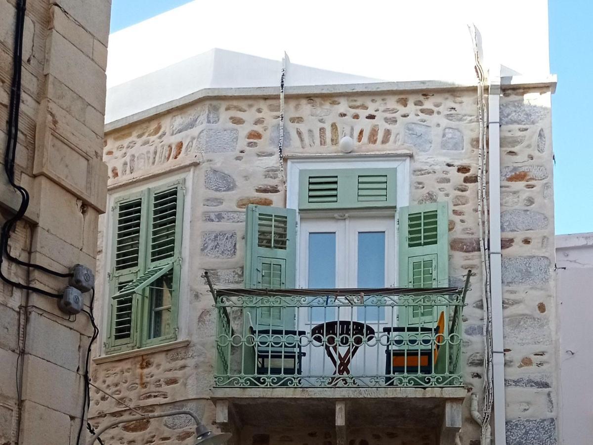 1872 - Agnes, Cozy Stony Apartment With Balcony 에르무폴리 외부 사진